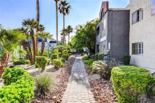 Photo #1: 2505508 Listing 