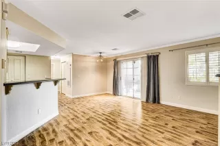 Photo #6: 2505508 Listing 