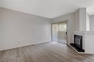 Photo #4: 2505546 Listing