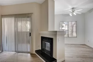 Photo #6: 2505546 Listing