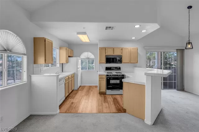 MLS: 2505552 Condo For Sale