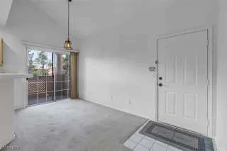 Photo #3: 2505552 Listing