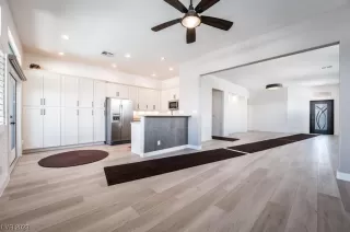 Photo #3: 2505581 Listing 