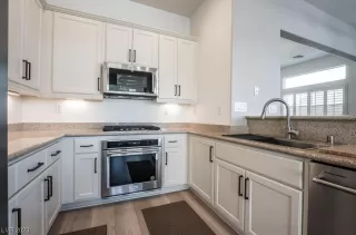 Photo #5: 2505581 Listing 