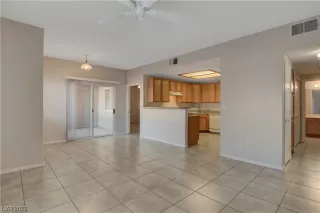 Photo #6: 2505621 Listing 