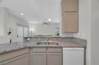 Photo #4: 2505631 Listing 