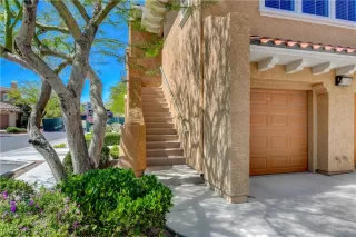 Photo #2: 2505662 Listing