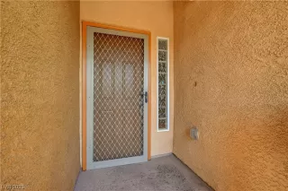 Photo #5: 2505662 Listing