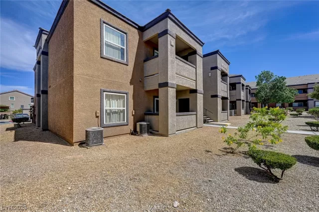 MLS: 2505675 Condo For Sale