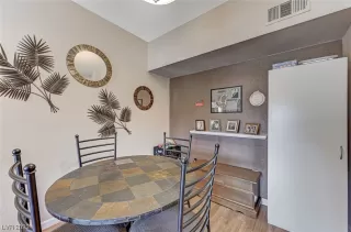 Photo #6: 2505675 Listing 