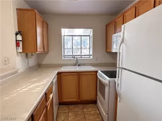 Photo #4: 2505694 Listing 