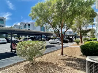 Photo #4: 2505729 Listing