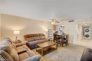 Photo #5: 2505747 Listing
