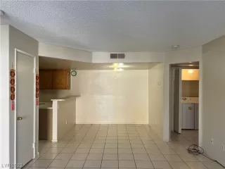 Photo #3: 2505760 Listing 