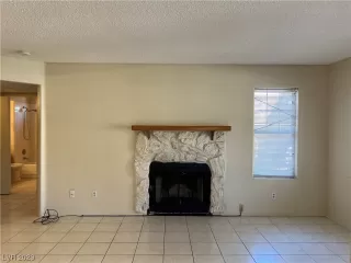 Photo #4: 2505760 Listing 