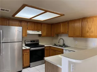 Photo #5: 2505760 Listing 