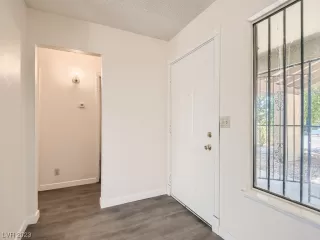 Photo #4: 2505830 Listing 
