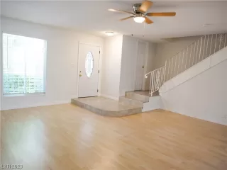 Photo #1: 2505837 Listing