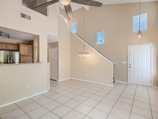 Photo #4: 2505839 Listing 