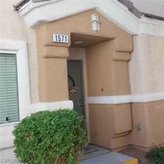 Photo #1: 2505872 Listing