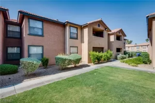 Photo #5: 2505881 Listing 