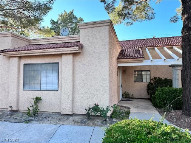 MLS: 2505882 Condo For Sale