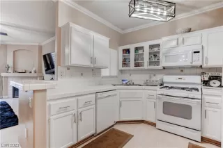 Photo #1: 2505911 Listing