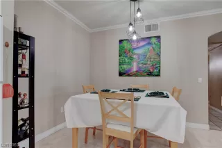 Photo #4: 2505911 Listing