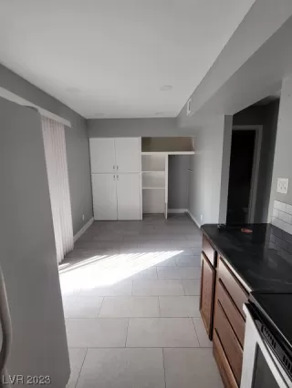 Photo #4: 2505940 Listing 