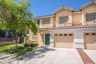 Photo #1: 2505972 Listing