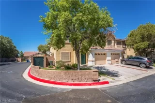 Photo #3: 2505972 Listing