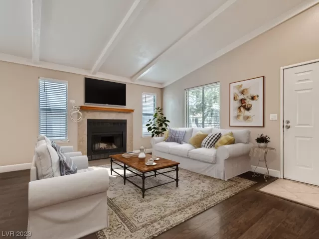 MLS: 2506021 Condo For Sale