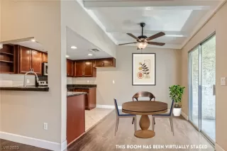 Photo #3: 2506021 Listing