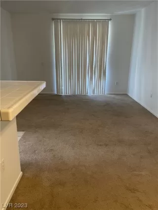 Photo #4: 2506026 Listing