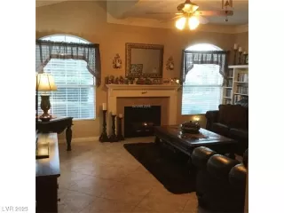 Photo #1: 2506029 Listing 