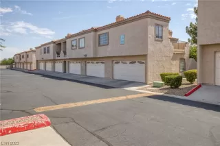 Photo #1: 2506046 Listing