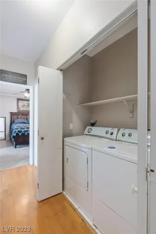 Photo #5: 2506046 Listing