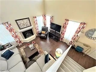 Photo #4: 2506049 Listing 