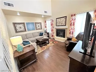 Photo #6: 2506049 Listing 