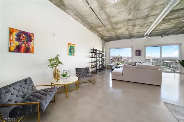 MLS: 2506073 Condo For Sale