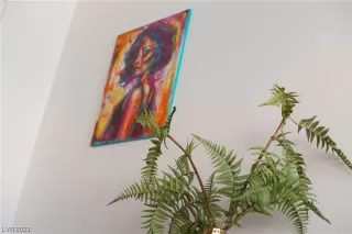 Photo #2: 2506073 Listing