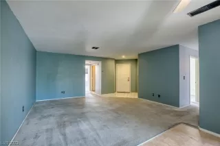 Photo #6: 2506074 Listing