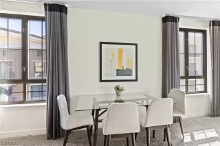 Photo #6: 2506078 Listing 