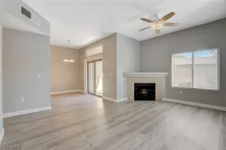 Photo #3: 2506087 Listing 