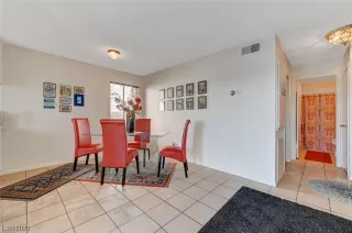 Photo #1: 2506094 Listing