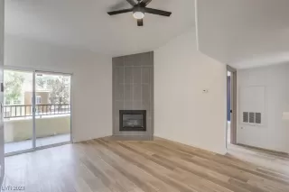 Photo #2: 2506106 Listing