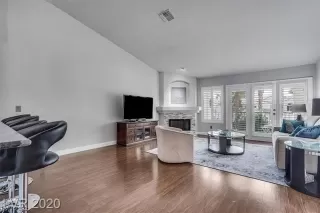 Photo #3: 2506134 Listing