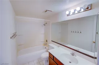 Photo #6: 2506158 Listing 