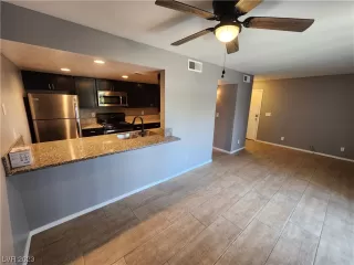 Photo #4: 2506203 Listing 