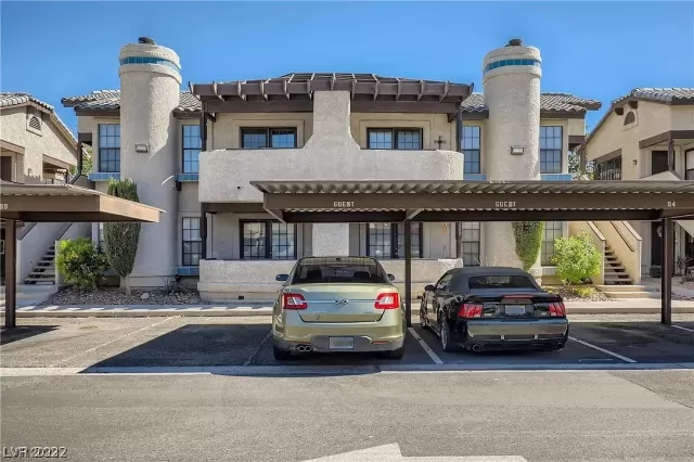 MLS: 2506263 Condo For Sale